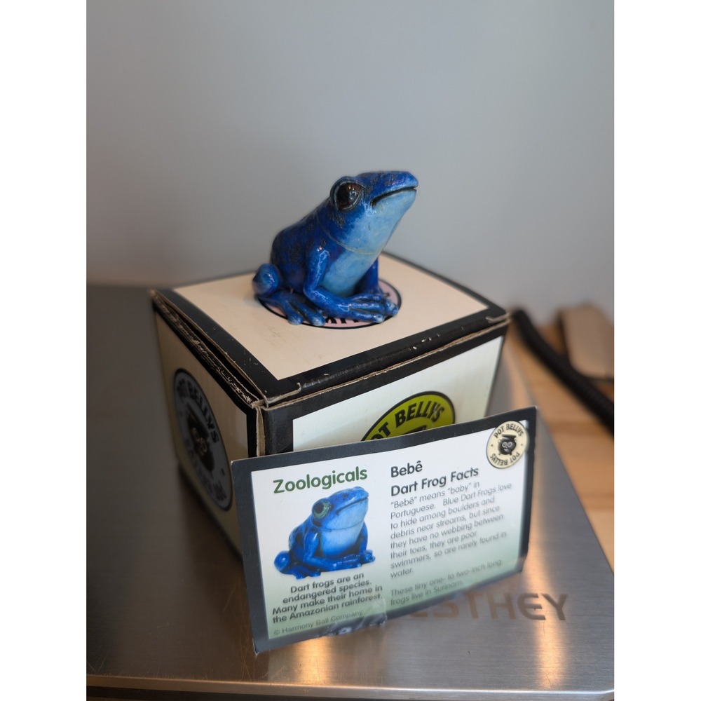 Pot Bellys Zoologicals Bebe Blue Dart Frog Harmony Ball Company Figurine 2004